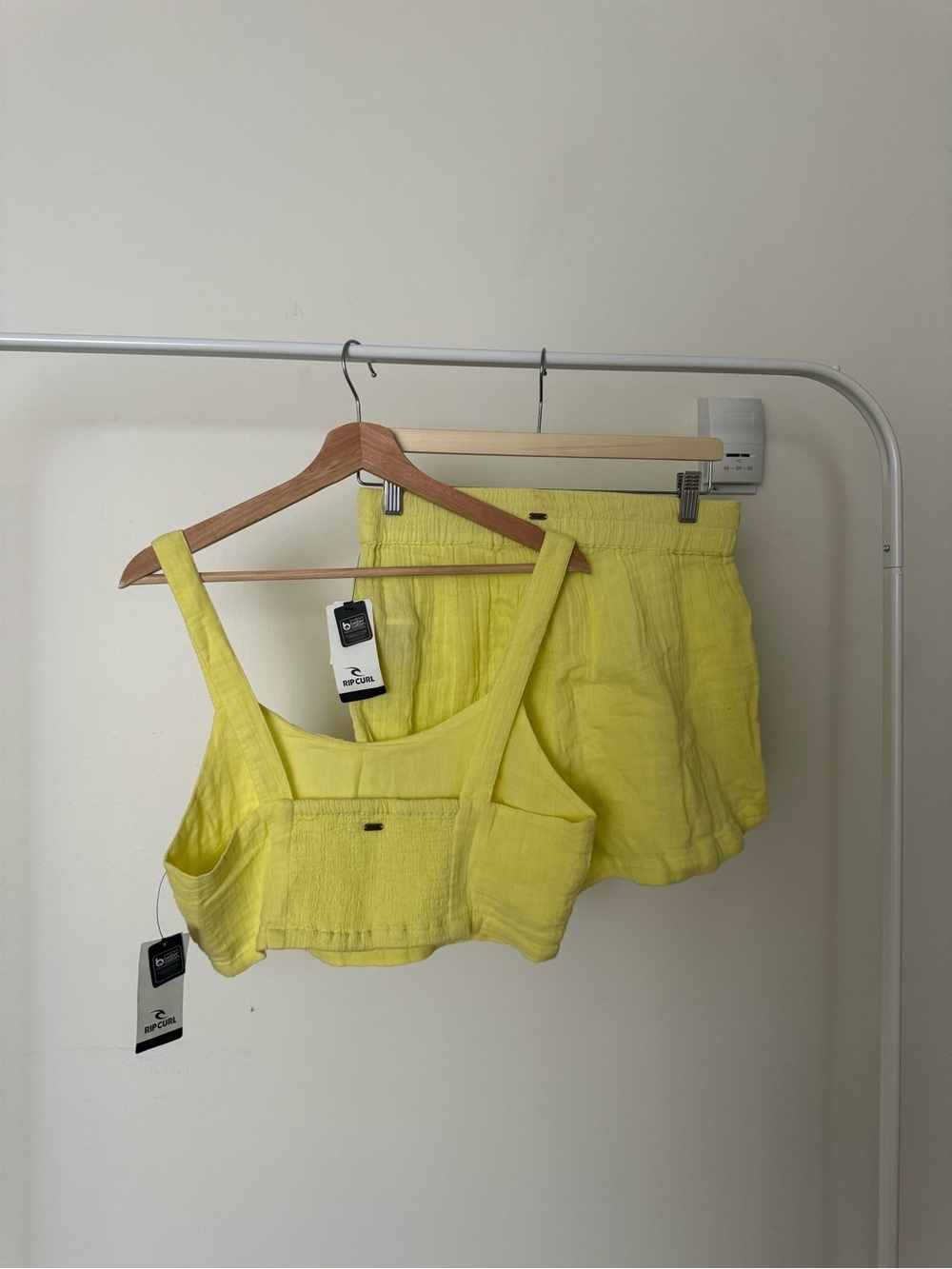 Rip Curl NWT Bright Yellow Gauze Crop Top & Shorts Set Size S